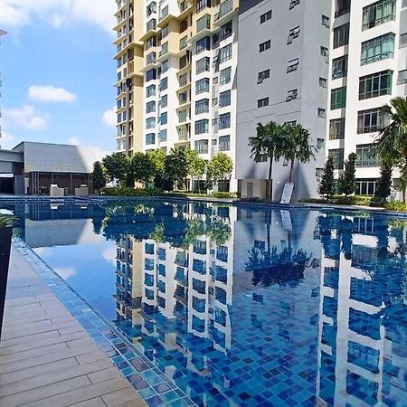Homestay Arc Cozyhome Austin Hills 4-5Pax Johor Bahru Luaran gambar