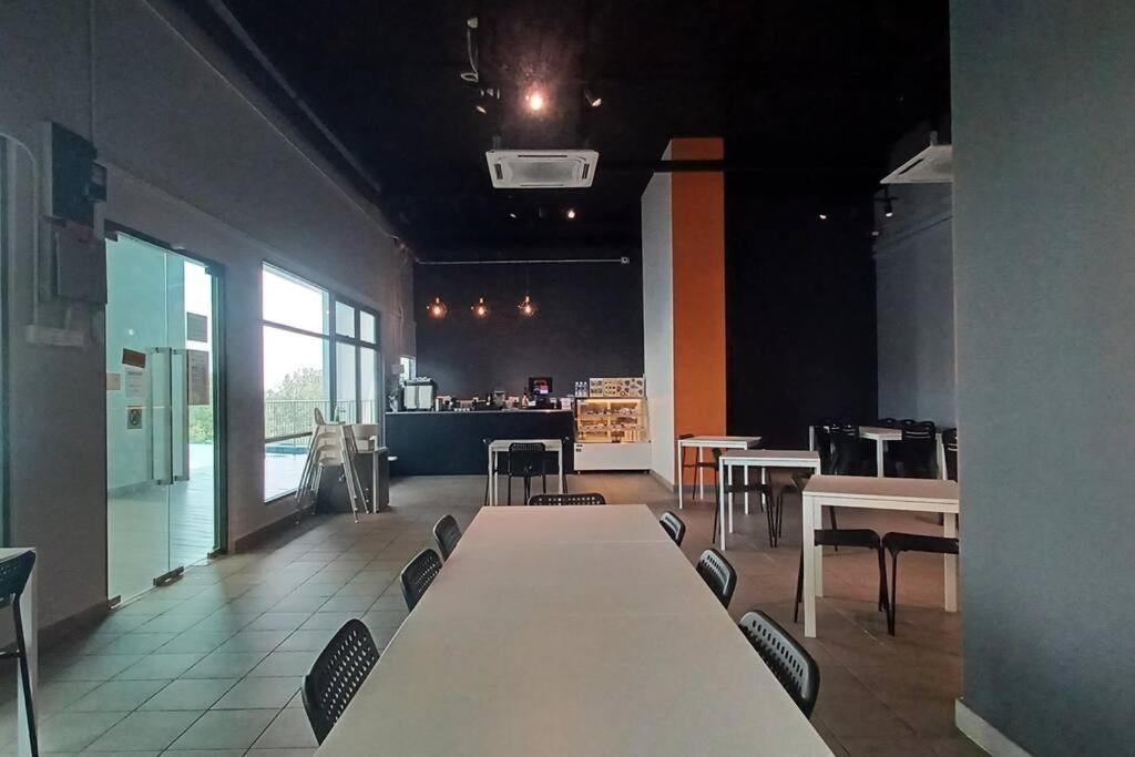 Homestay Arc Cozyhome Austin Hills 4-5Pax Johor Bahru Luaran gambar