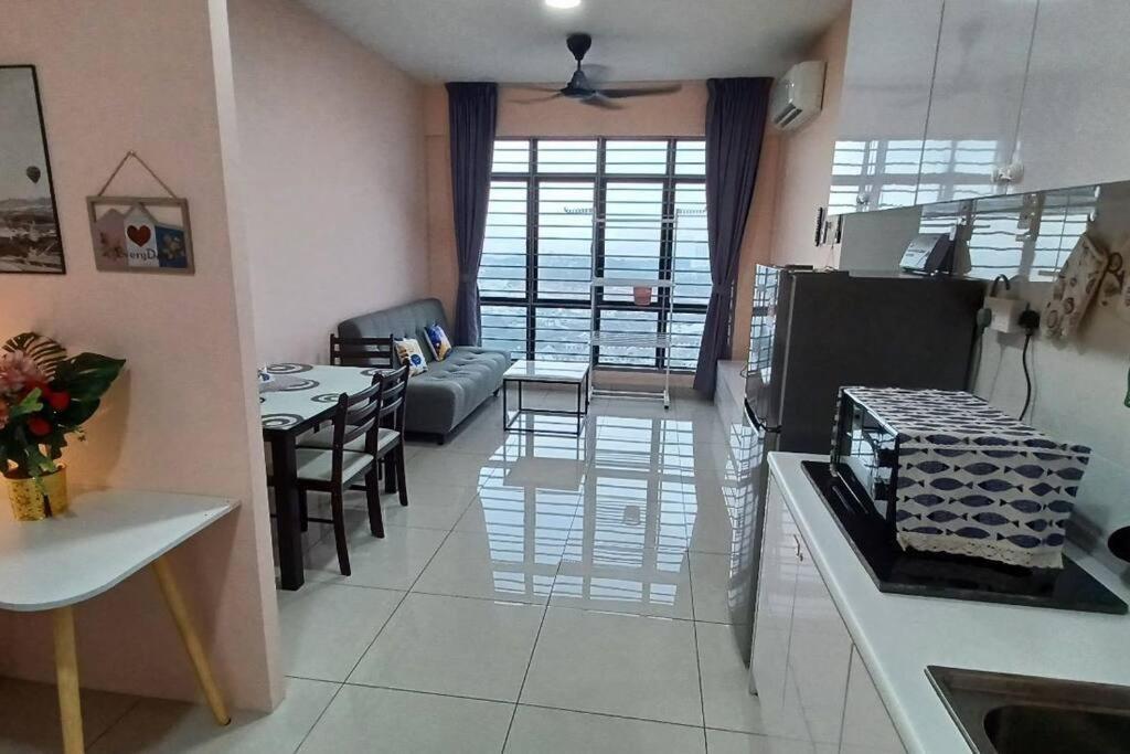 Homestay Arc Cozyhome Austin Hills 4-5Pax Johor Bahru Luaran gambar
