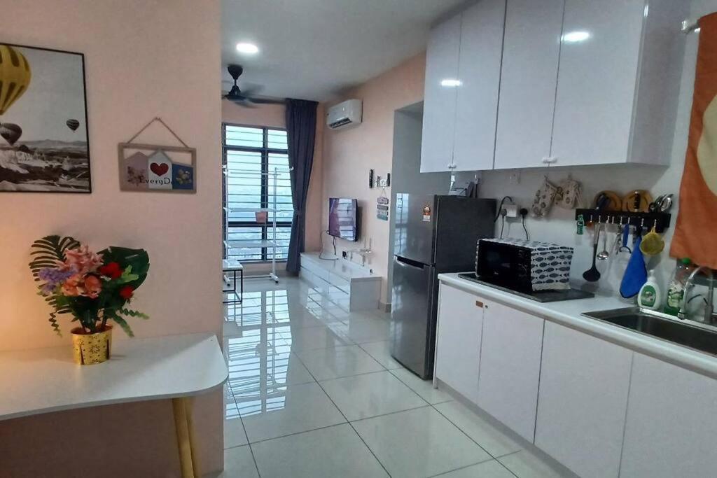 Homestay Arc Cozyhome Austin Hills 4-5Pax Johor Bahru Luaran gambar